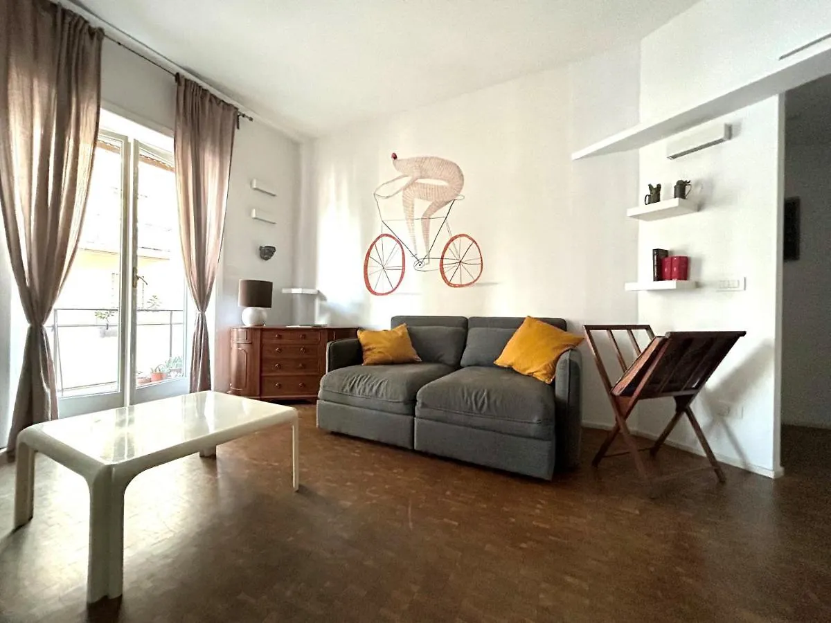 Lungotevere Bed&Bike Roma İtalya